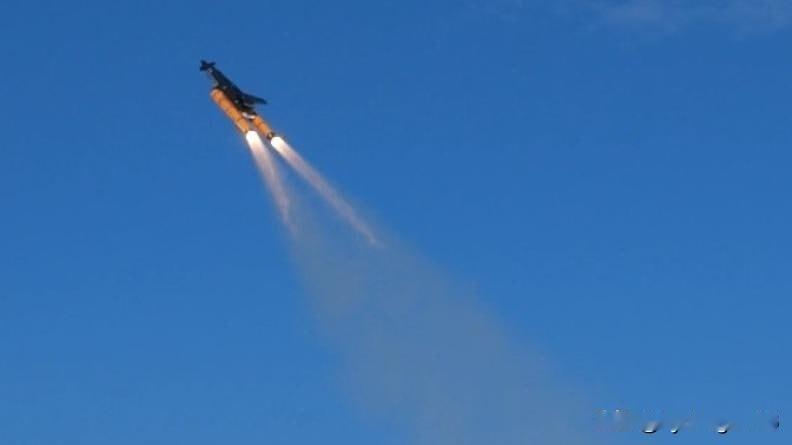 🇫🇷法国订购核常兼备型高超音速导弹

6月2日，法国武装部队部下属的武器装备