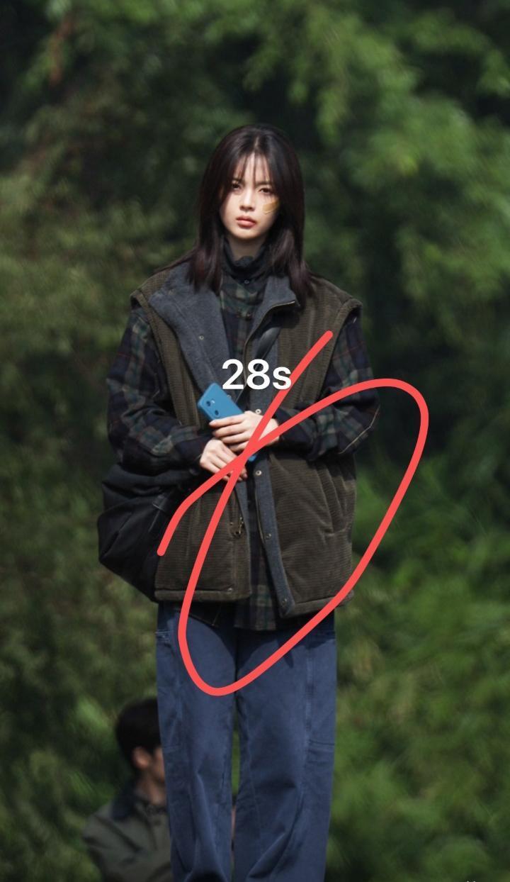 郑雨学姐，你眼里怎么充满了哀伤，什么事困住了你杨超越郑雨 ·杨超越今天是太阳雨杨