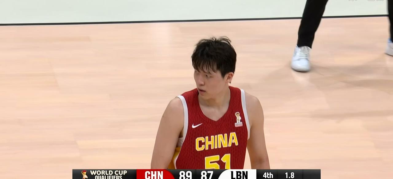 杨瀚森这次世预赛的表现，简直是把之前的质疑全打没了。
终场前4.1秒诸暨球馆里8