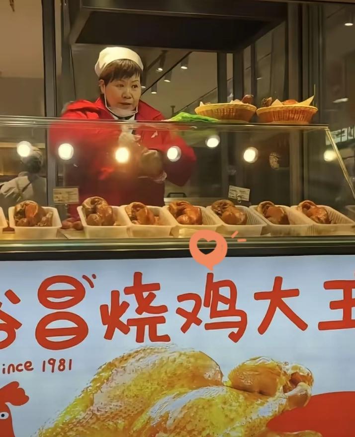 太解气了！佳木斯卖货大姨这波“逆袭”，比电视剧还爽！
 
谁能想到，当初因跟网红