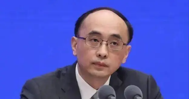 经中央纪委常委会会议研究，开除伍浩党籍