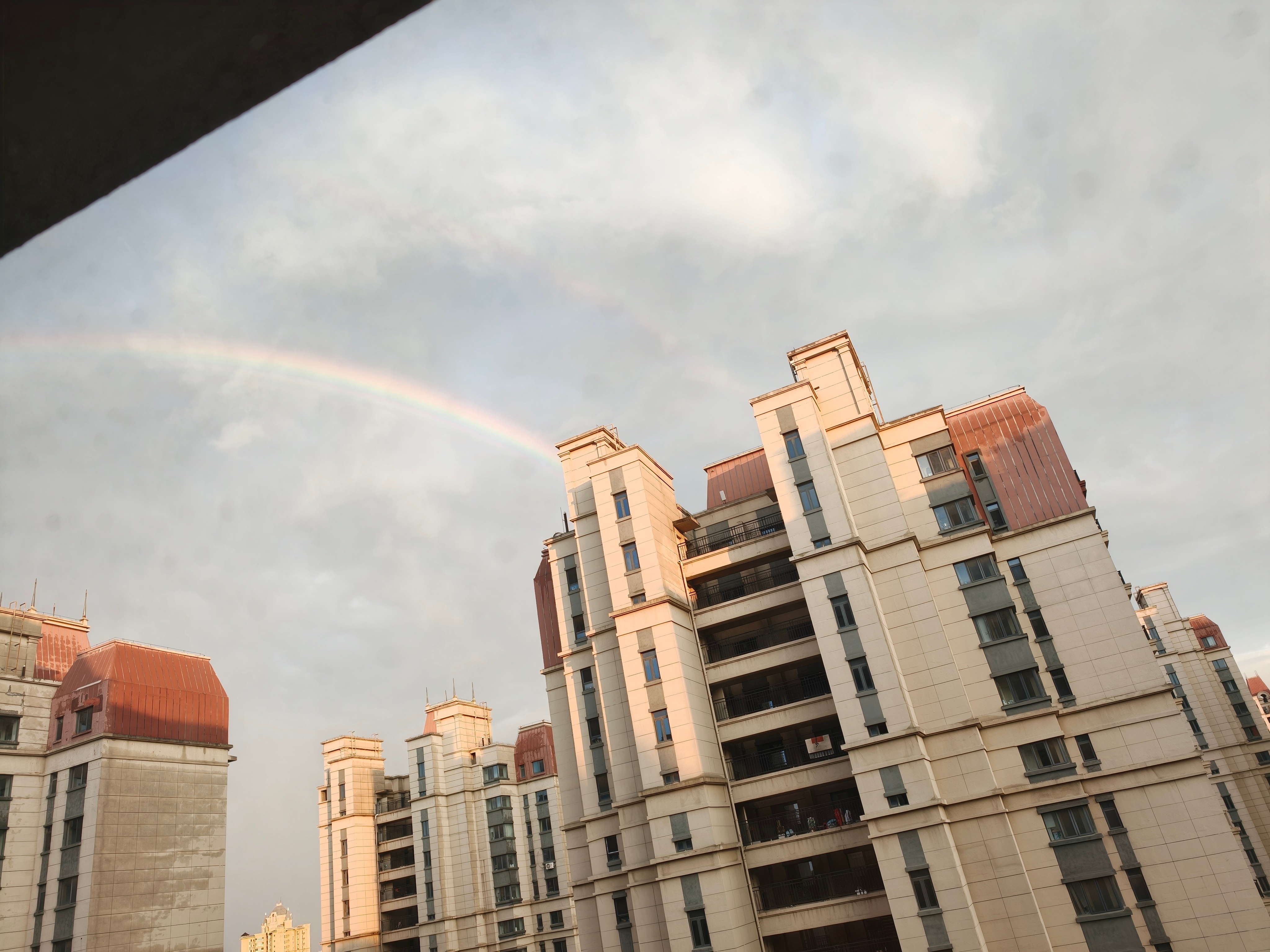 沈阳！抬头！看彩虹！！！还是双彩虹🌈！！  ​​​