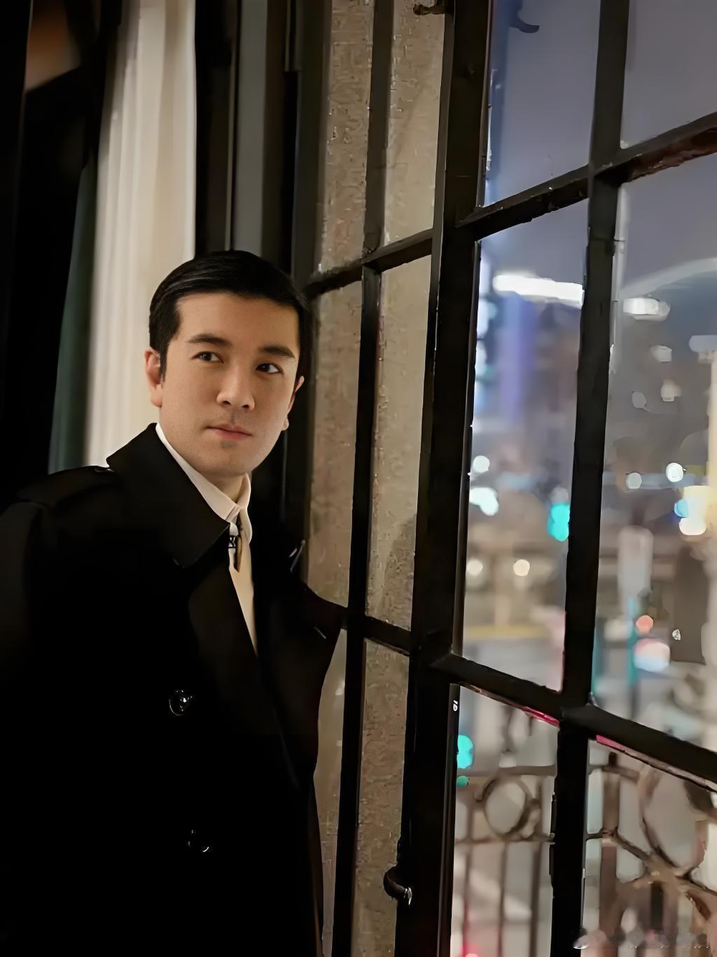 杨子2025年1月离的，4月就生，倒推怀孕在2024年中，婚内时间线全对上了……