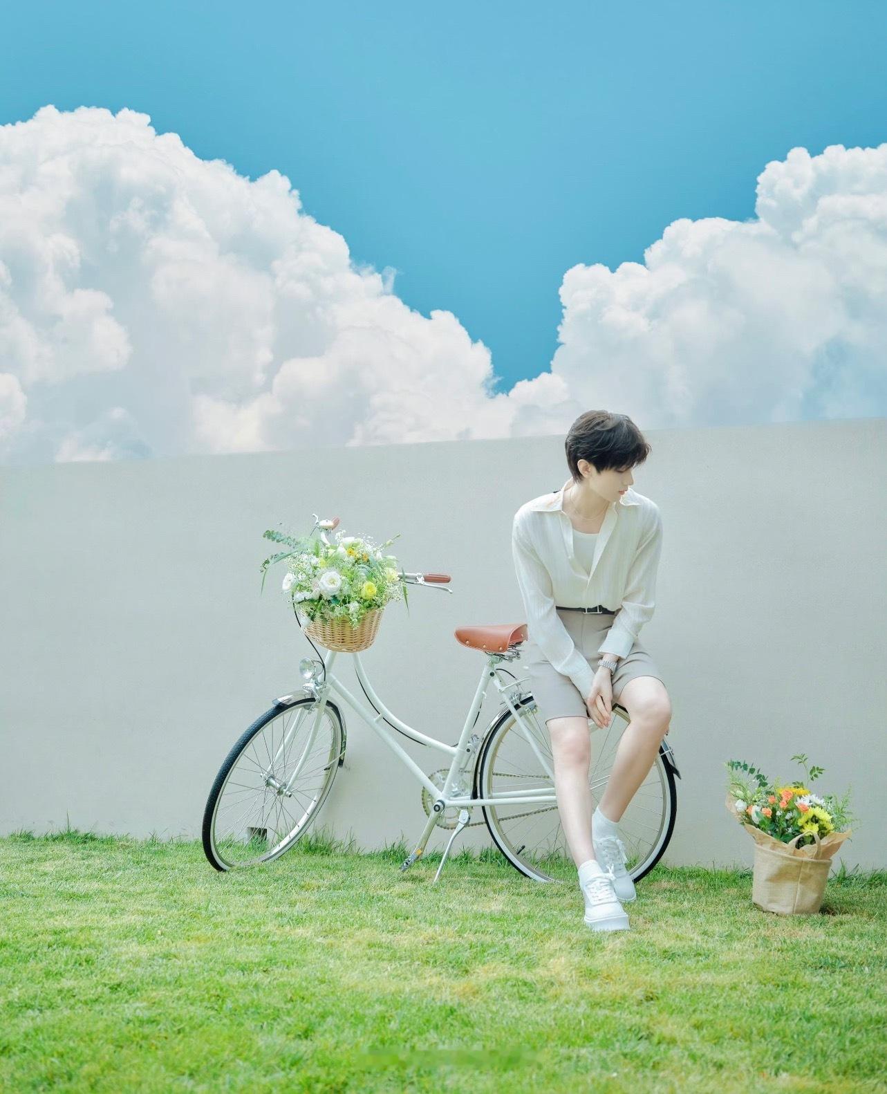 四月的成毅，开启了“事业狂飙”模式！ 商务合作老品牌强势续约，新品牌重磅官宣！4