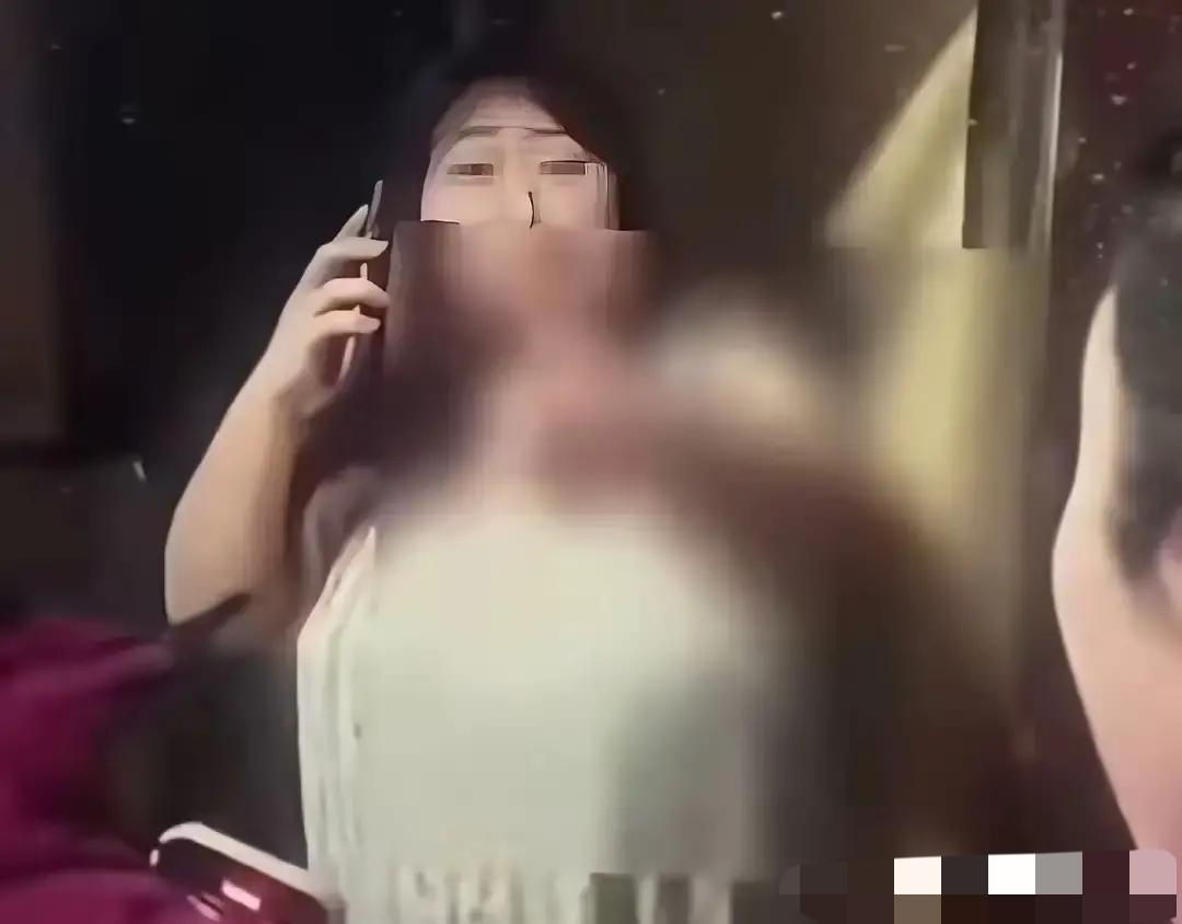 白嫖榴莲事件之我见
[祈祷][祈祷][祈祷]
想吃榴莲不花钱，
编造理由去喊冤。
