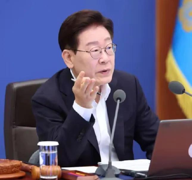 怪不得其他军事基地被炸美国一副无所谓态度，原来都是所在国出的钱！李在明重提美驻韩