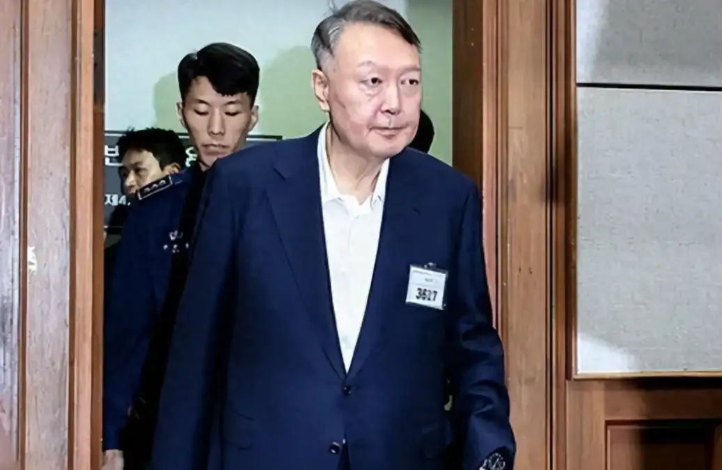 【金正恩和朝鲜，何以获得“核松绑”？】（接第2270期）Ａ）2026年5月，根据