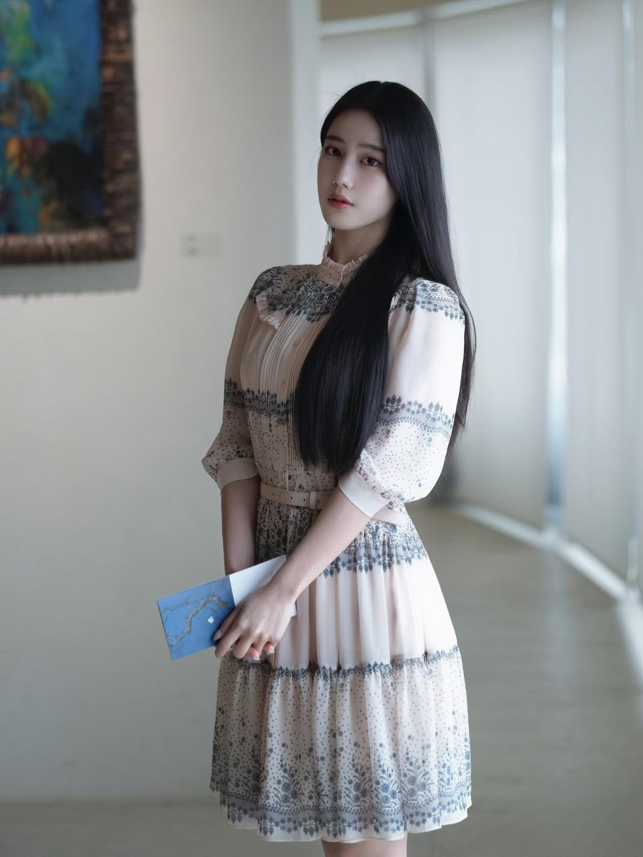 女生怎么穿搭会看上去很优雅