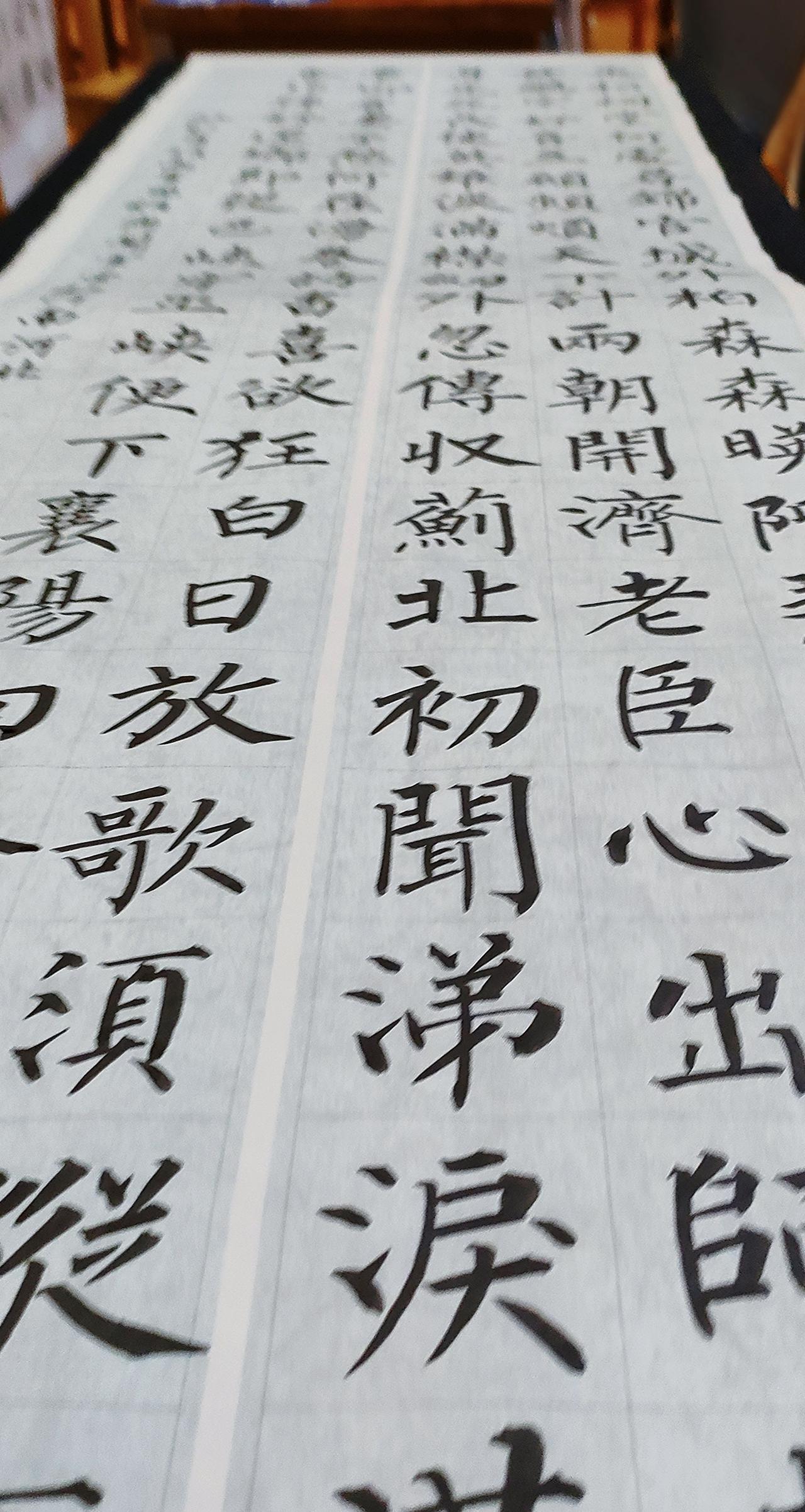 区首届校园文化艺术节，师生同堂竞技。
文化传承 写字是一种生活 校园文化艺术节 