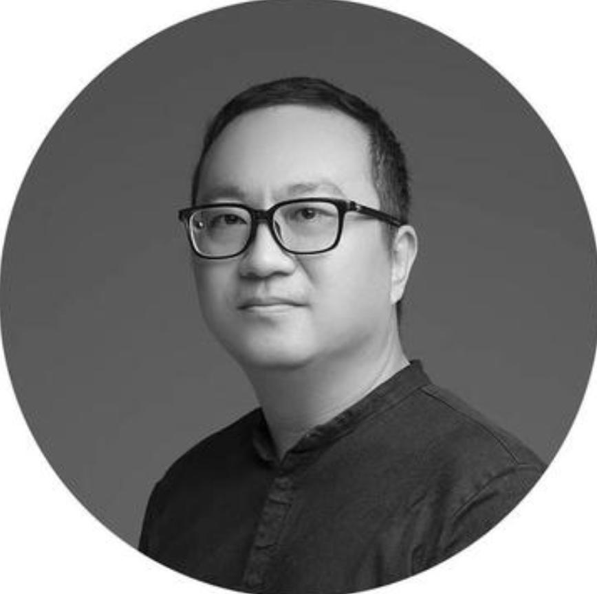 1992年，浙大高材生李红涛被警察逮捕，然而让所有人不敢相信的是，他竟然趁着警察