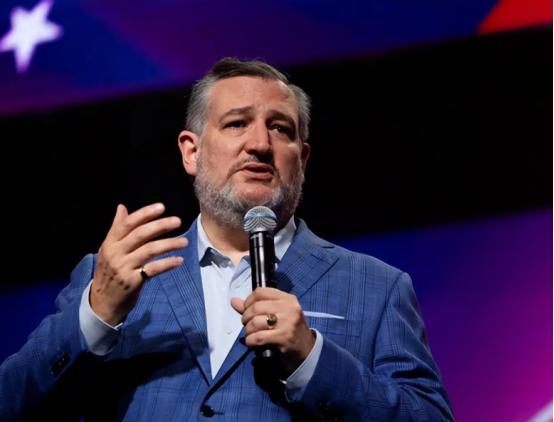 美国共和党籍参议员特德·克鲁兹（北京时间10月26日晚）表示：“中国是未来100