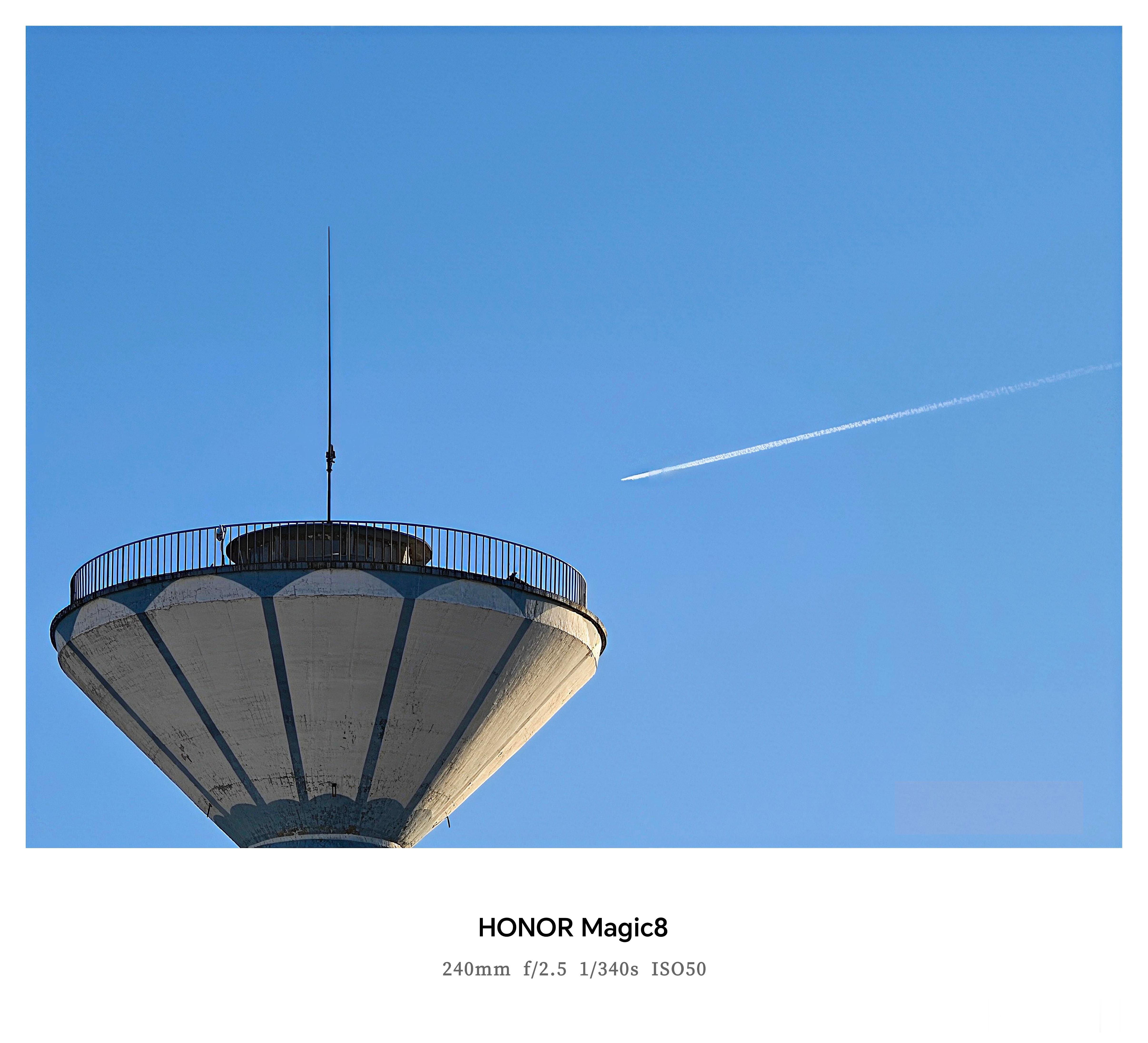 这是飞机的尾气吗？