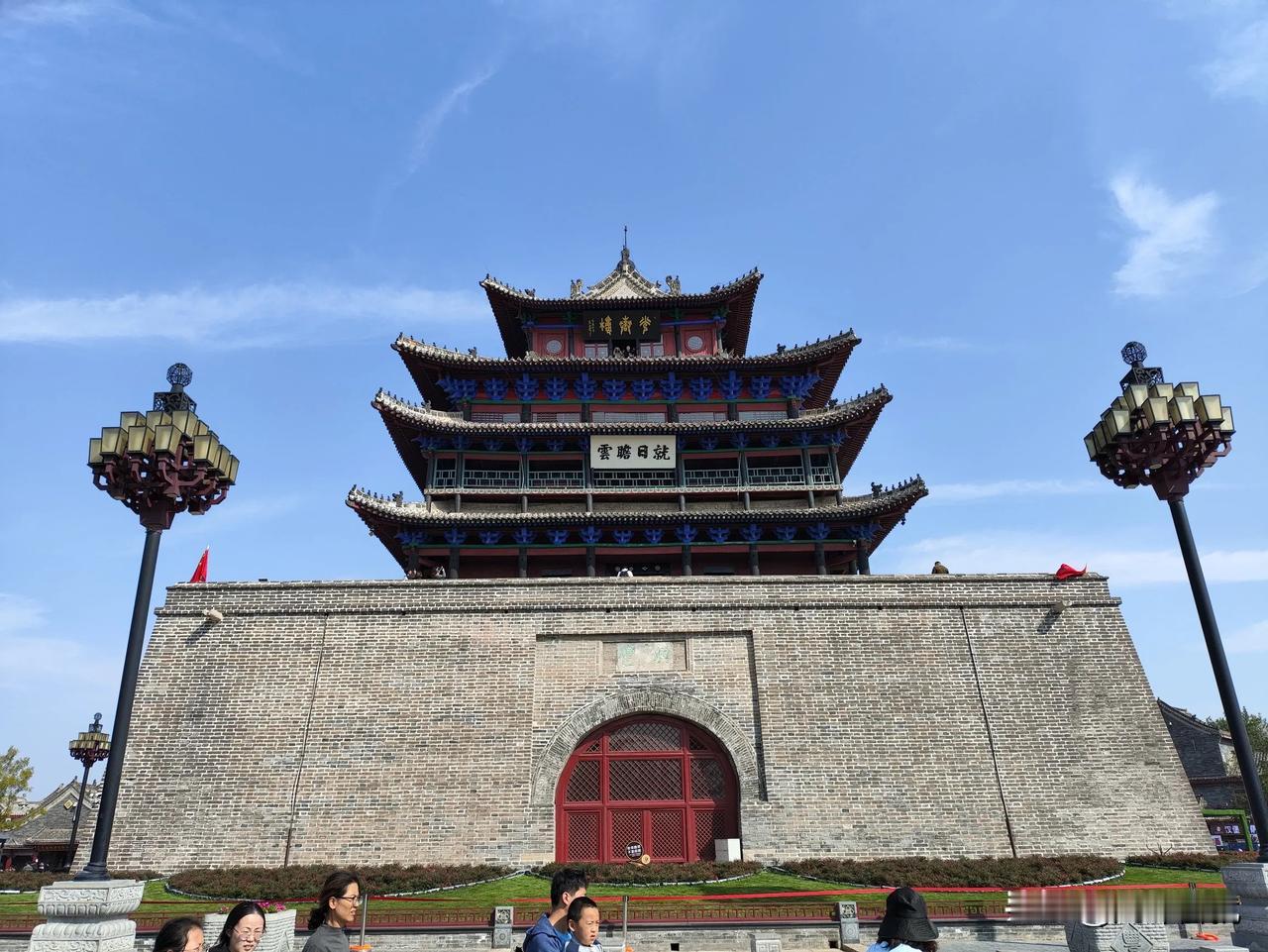 2025年，假期真的会增加吗？
到现在2025年的法定节假日还没有公布，导致大家