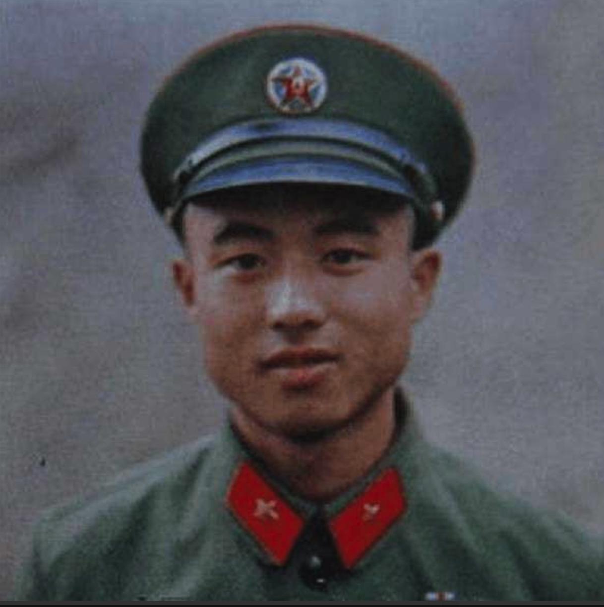 1987年，烈士遗体被浇进水泥。首长怒拍桌子：“花一万，找越南人，把傅平山带回来