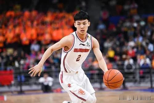 徐杰迎爆发，广东末节逆转新疆男篮终结对手连胜。

今日CBA常规赛第五轮继续举行
