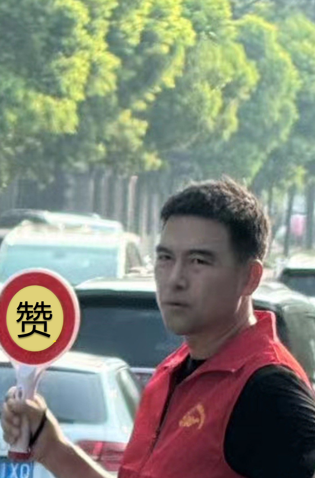 买某样东西经济上没压力的情况下，如果媳妇看一东西，东看西看，然后说非必需不买了。