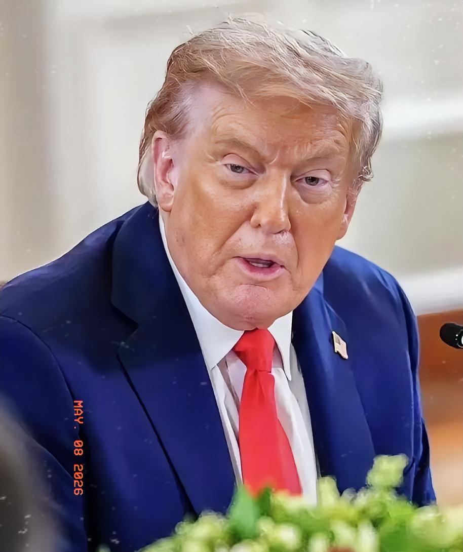 美国消息

2026年5月8日，美国总统特朗普在白宫会见了巴西总统卢拉，双方代表