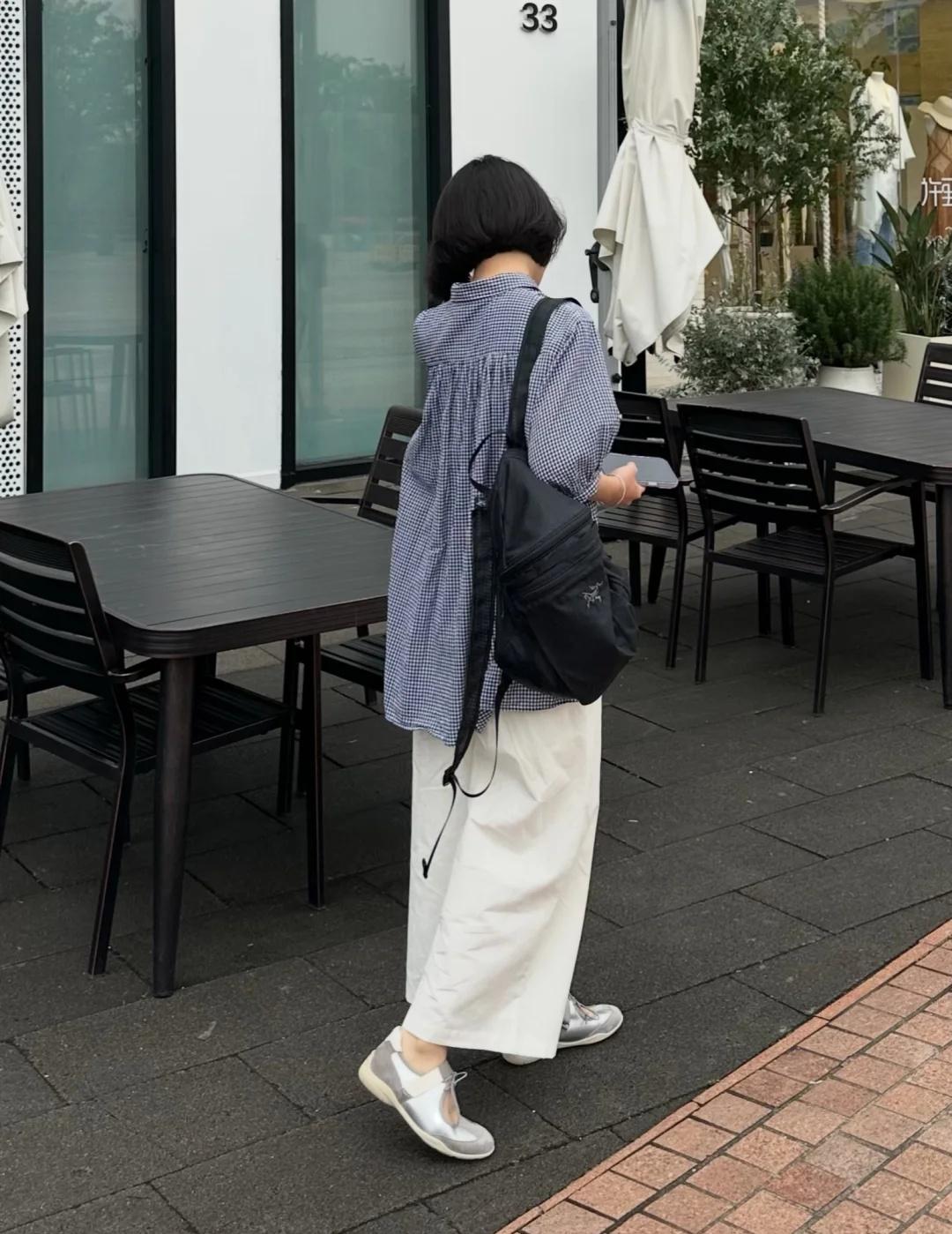 MUJI+玛丽珍的季节到了～
最近新入的marie claire玛丽珍，银色太戳