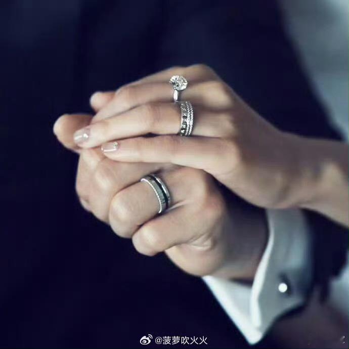 蔡卓妍官宣结婚仅20天阿Sa这婚结得，真是把娱乐圈的偏见照妖镜给擦亮了。从郑中基