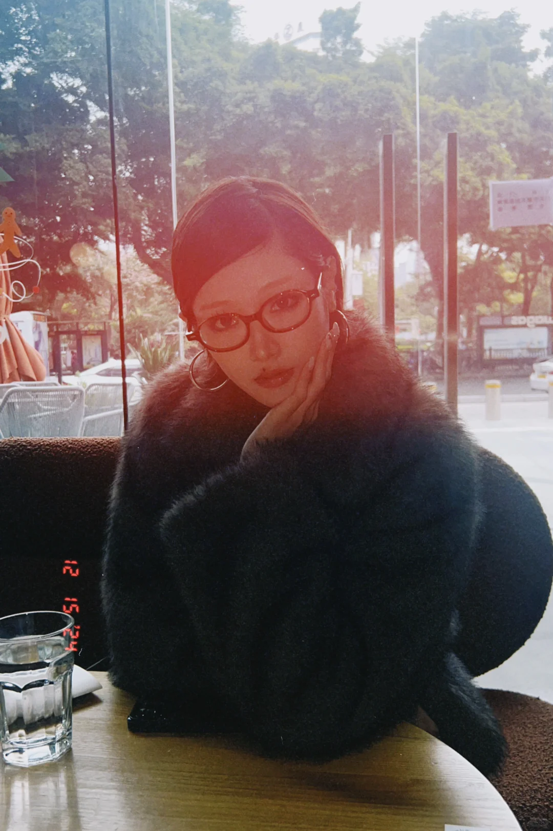 那些胶片带来的氛围感 算花絮图吗[暗中观察R]