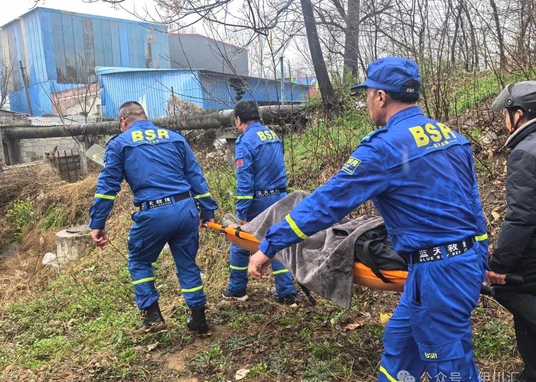 暖心救援！伊川蓝天救援队两小时寻回86岁走失老人
 寻美河南寻美洛阳 
3月14