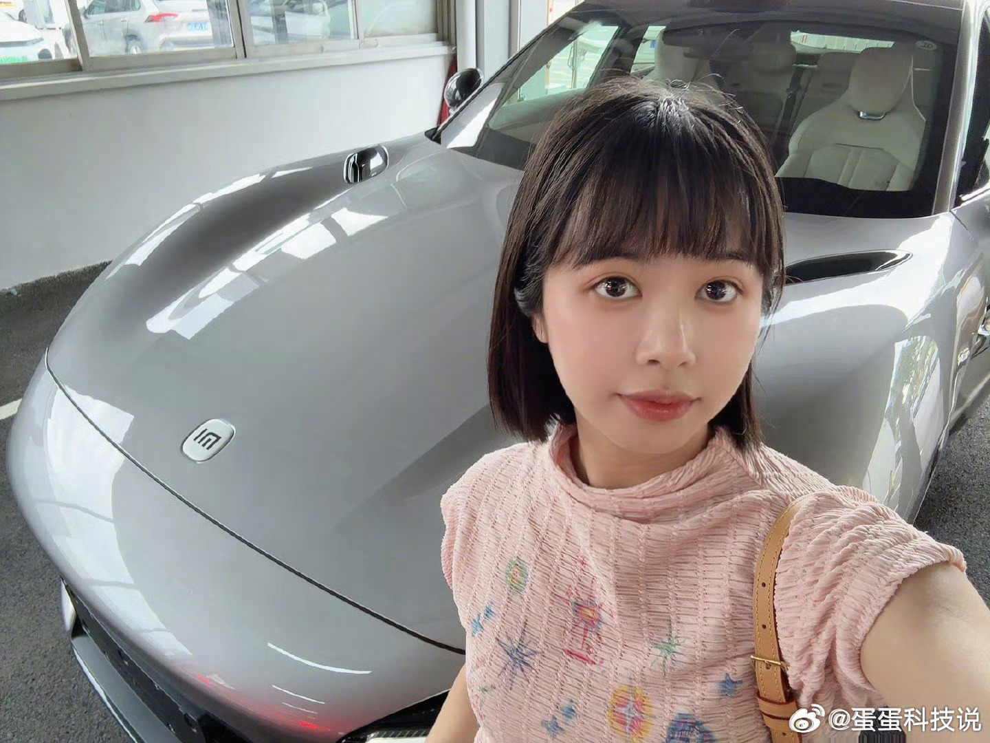 今年妇女节被小米汽车狠狠圈粉！不玩虚的，全是真诚与态度，看完直接路转粉～致敬每一