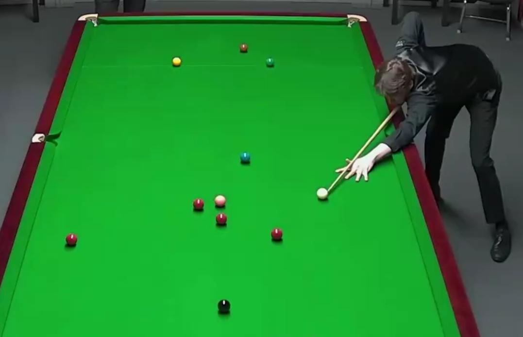 斯诺克资格赛第三轮第一阶段结束：袁思俊4-5米尔腾斯
​
​       北京时