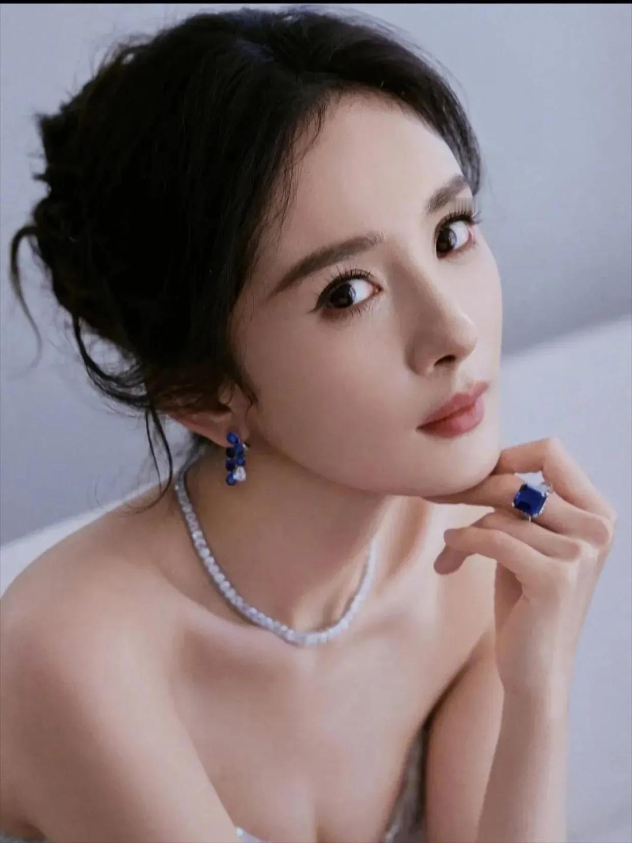 很多人都不服杨幂，她是凭什么拿了那么多影后和大奖？那就好好看看人家出演的所有电视