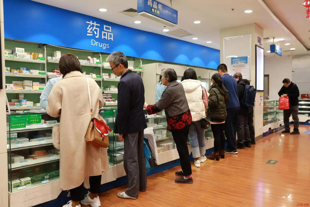 药店很少推荐的14种中成药，医生私下经常自用，好用又不贵



1、胸闷气短，长