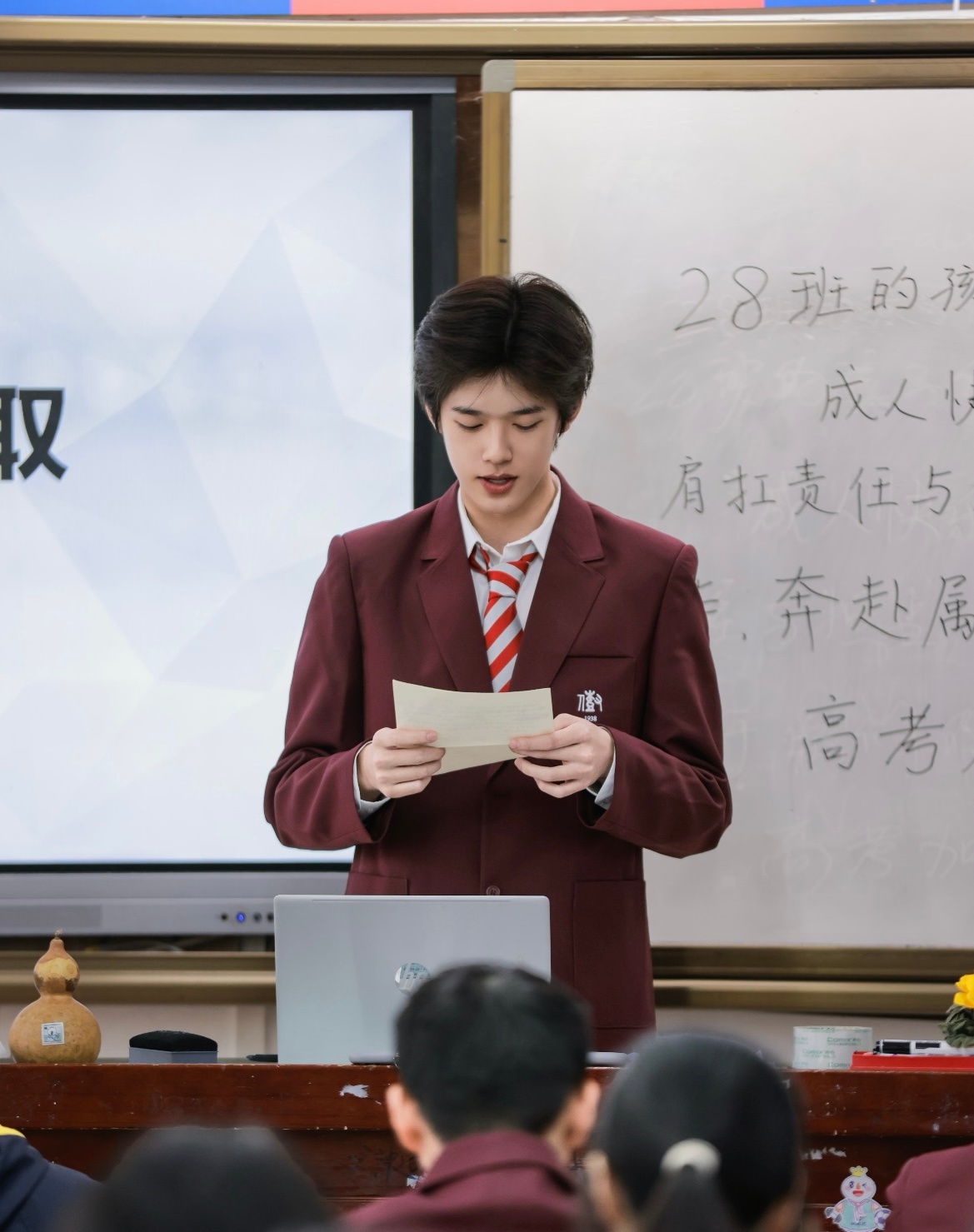 官俊臣选科纯理选科纯理 我看不止是勇气大官人是不是还有些天赋！官俊臣