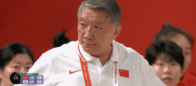 中国篮球怎么了？
难道手感这东西真的会传染的吗？女篮半决赛三分球13中0，直接拖