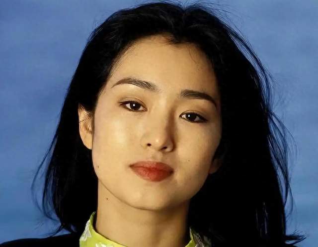 隔33年的中戏同框！巩俐一句预言，道破易烊千玺封神之路