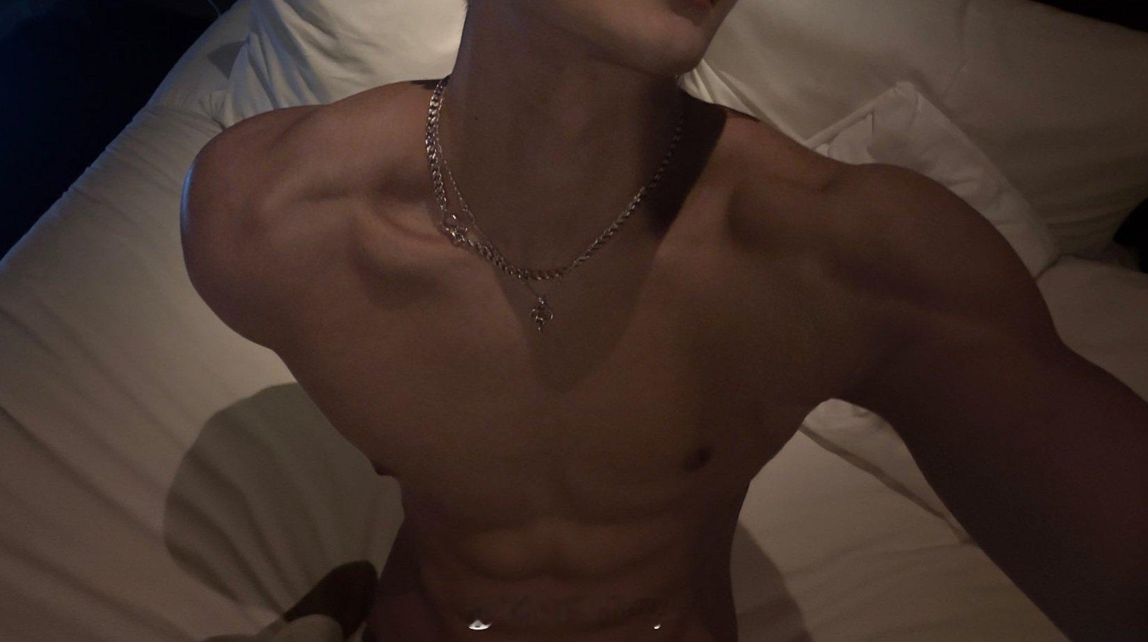 🤳 