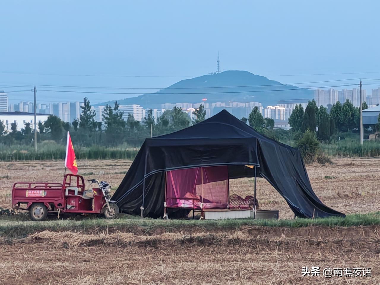 现在基本都是移动支付，硬币、纸币慢慢淡出人们的视线。