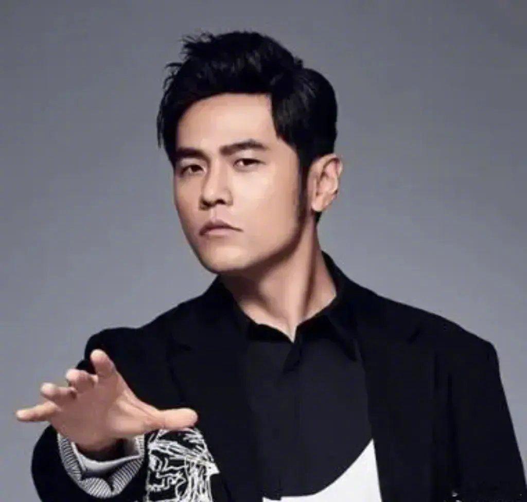 #周杰伦败诉网易#周杰伦诉网易终审败诉，律师指出公众人物应有对网络话题的容忍度。