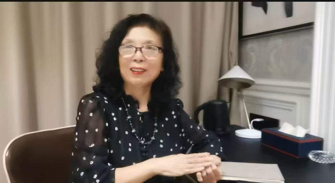 真的好搞笑的，为什么要原谅曾经伤害过你的人呢？

我不完美，更不是圣人，我是一个