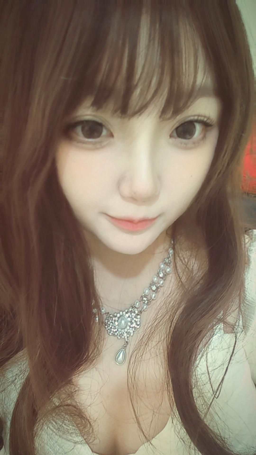 你是一个辅助玩家，每天最大的乐趣就是打开王者荣耀，选出那个让你天天破防...