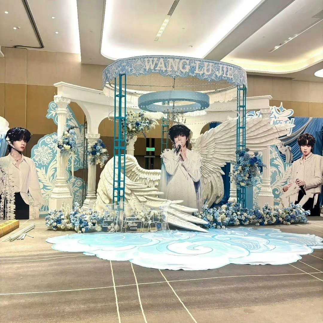 王橹杰五公应援 不管是线下人气还是各类应援，都能感受到粉丝对王橹杰的爱和支持呀！