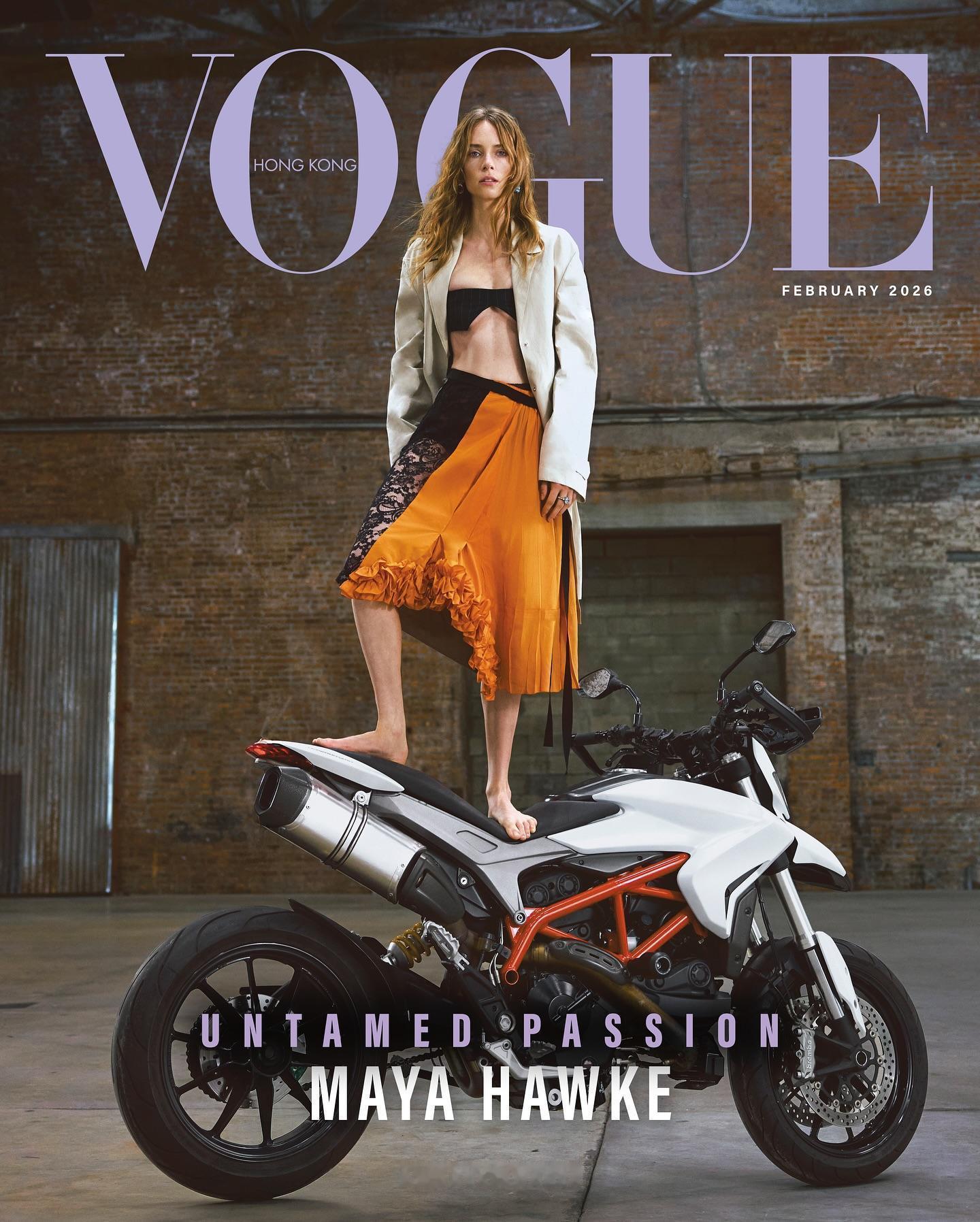 Face of PRADA❤️Maya Hawke × VOGUE HongKo