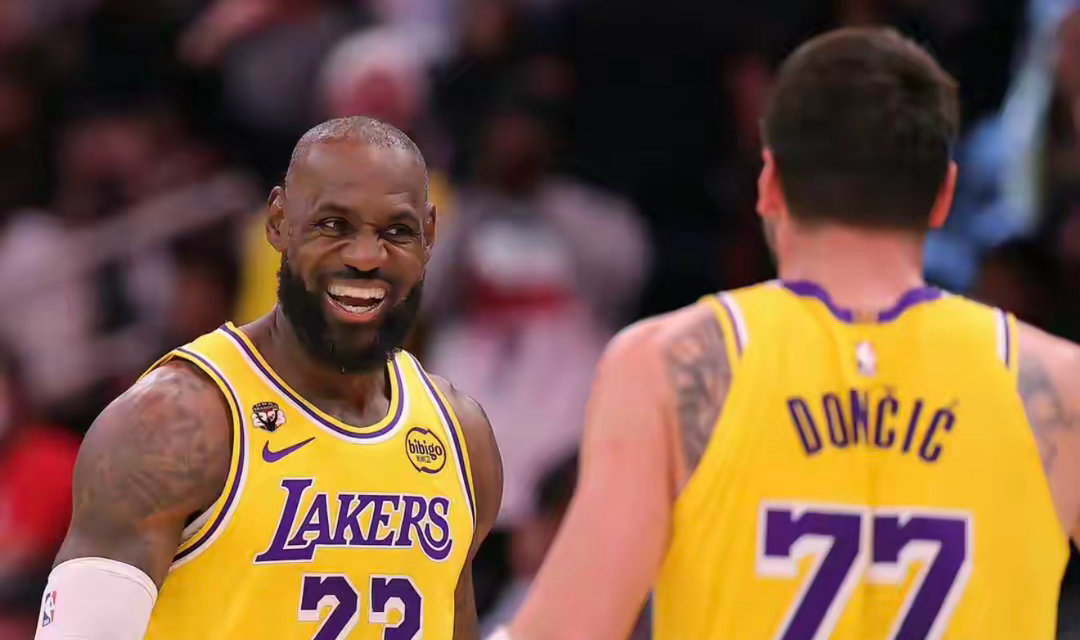 生涯每个赛季都能达成场均20+5+5的球员：詹姆斯、东契奇詹姆斯体育明星 4月1