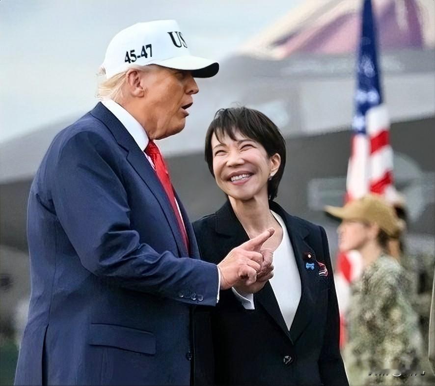 一觉醒来，风向大变！高市早苗赢定了。日本和英国路透社等多家媒体分析认为，由于特朗