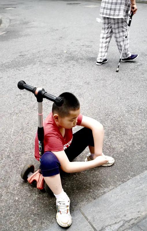 武汉女教师逆境育儿30年，脑瘫儿逆袭哈佛，她用“狠心”撑起奇迹人生！

1988