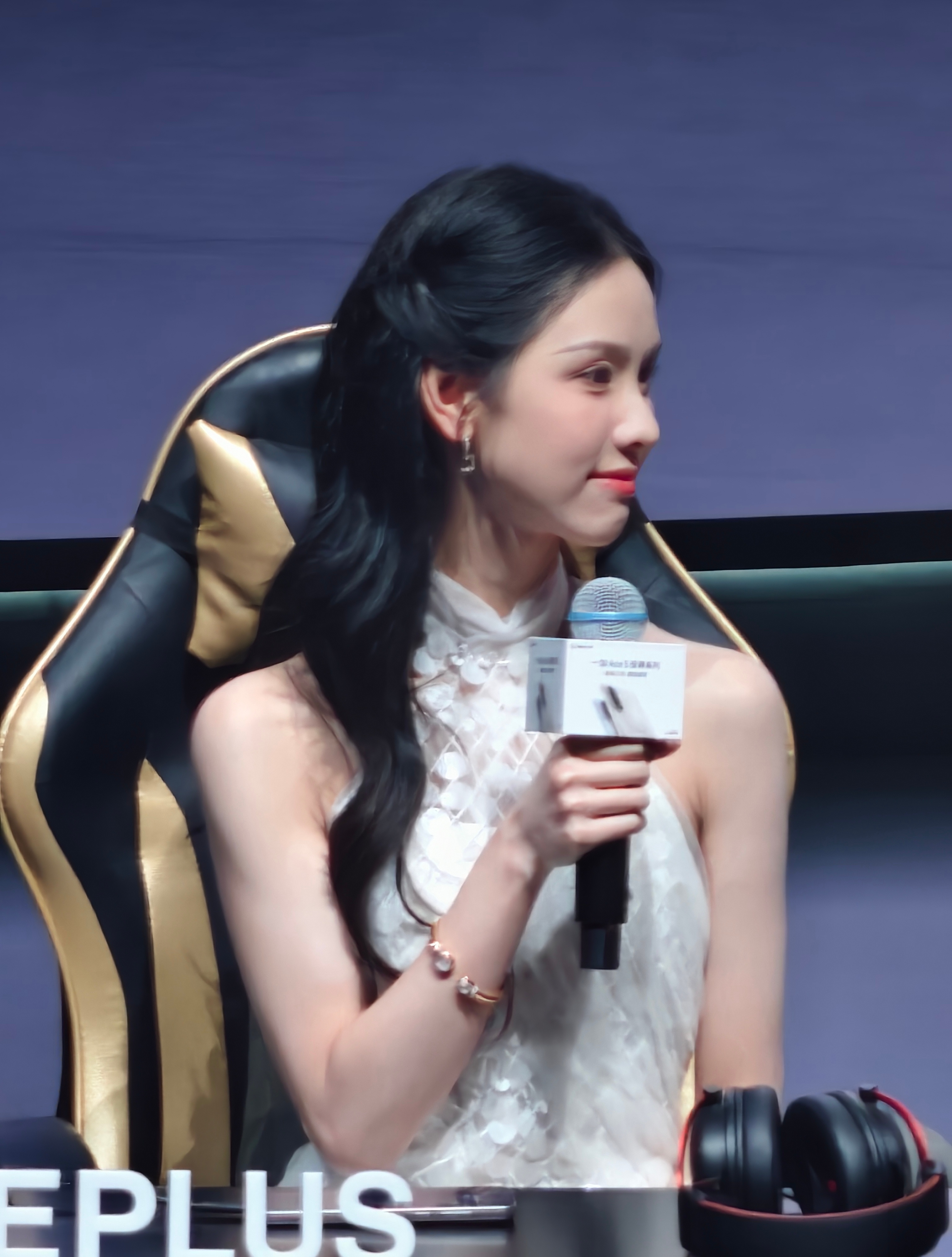 我把水印去掉了，OPPO Find X8 Ultra 和vivo X200 Ul