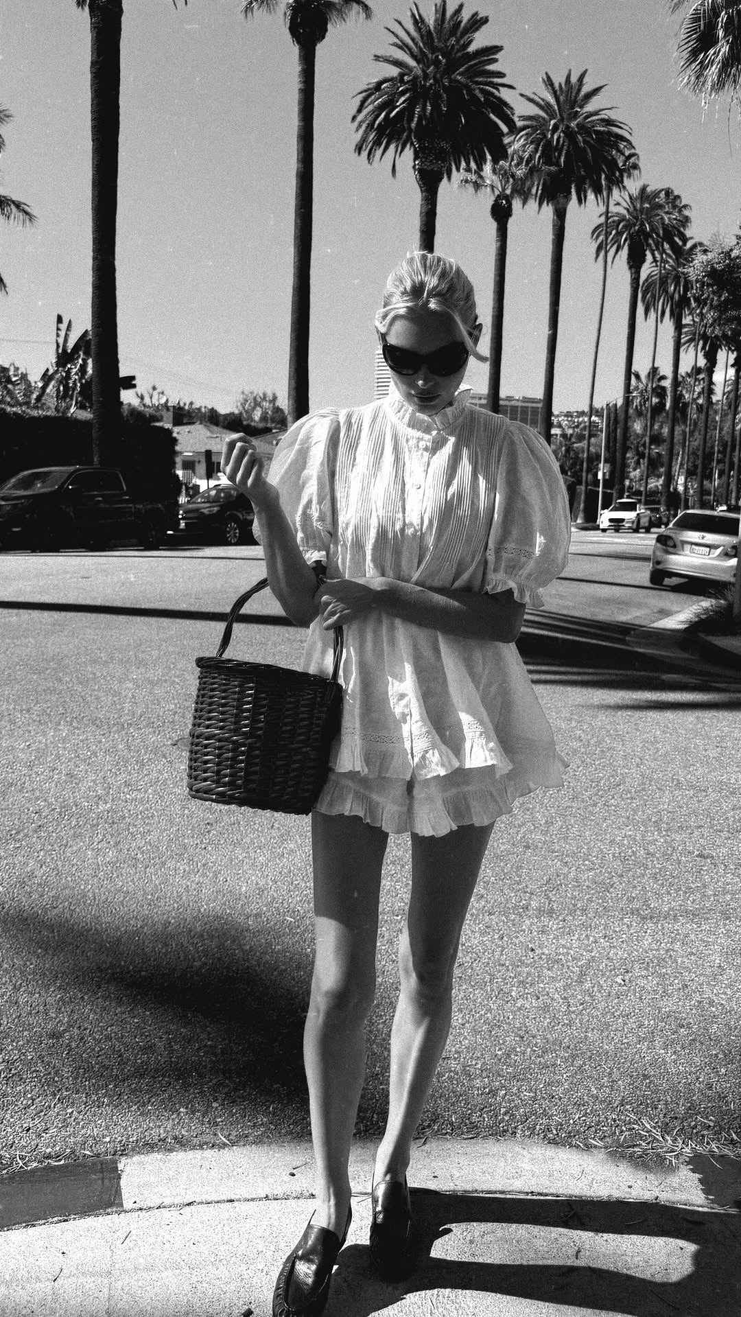 Elsa Hosk: Werk (With a basket and a bab