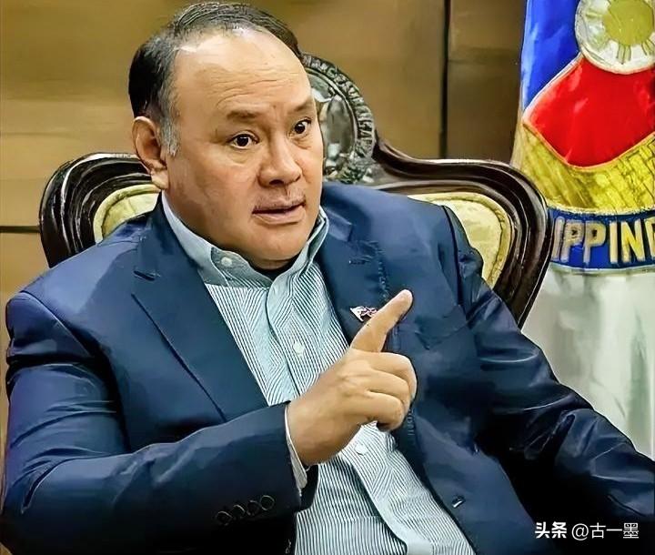 真的“活久见”了，
封信被曝光，特奥多罗向CIA投名状：“若当上总统，他将继续反