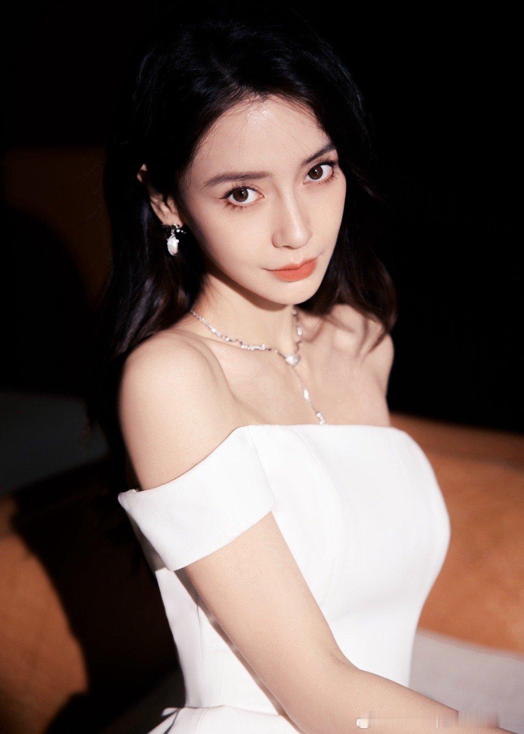 #angelababy[超话]#  [送花花]#angelababy相思令# ​