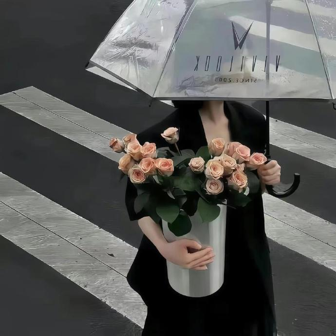 来日并不方长，人生是场减法   时间识人，落难识心   不经一事，怎能看穿一人 