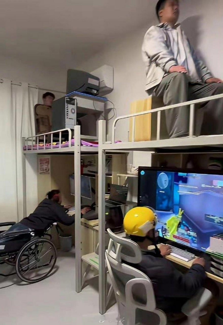 男生宿舍 