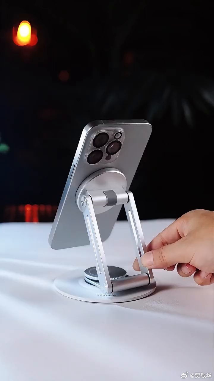 #iPhone绝版配件回归# 苹果这是玩什么梗，这么丑的手机支架要400多块钱，