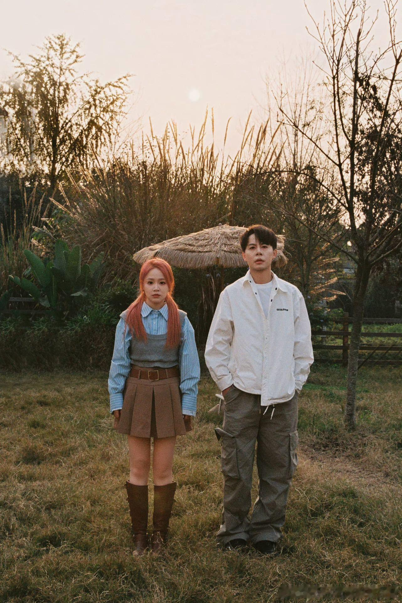 #Fine乐团10年坚持# 冠男和乔西，从医学生华丽转身，十年坚持做音乐，词曲唱